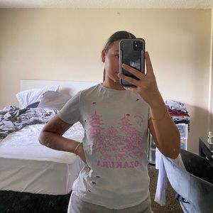 ❌SOLD❌ Distressed graphic tee